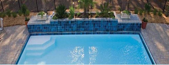 San Juan fiberglass pool